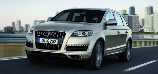 AudiQ7: Fahrzeugtechnik für die autogerechte Stadt von gestern AudiQ7: Fahrzeugtechnik für die autogerechte Stadt von gestern (Bildquelle: Audi Media Services)